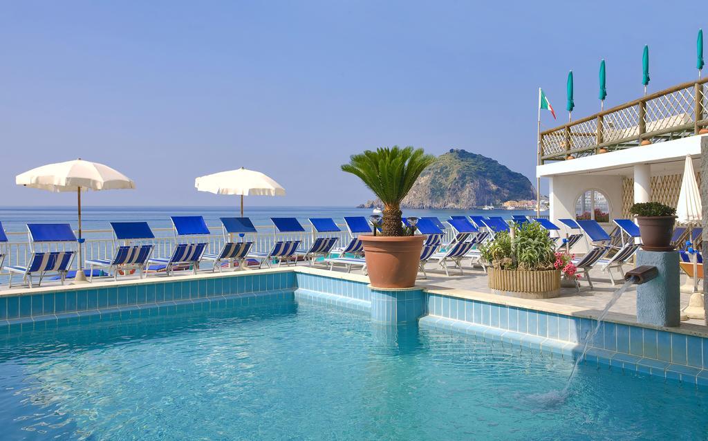 Hotel Vittorio Beach Resort バラーノ・ディスキア エクステリア 写真